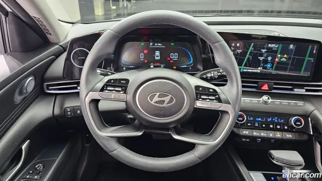 Hyundai Elantra (Avante)