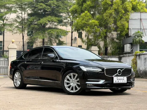Volvo S90