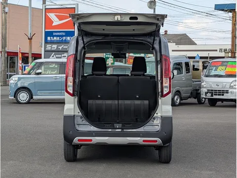 Suzuki Spacia Gear