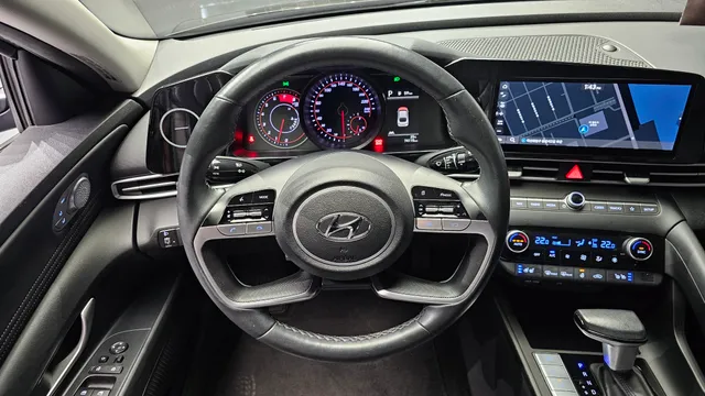 Hyundai Elantra (Avante)