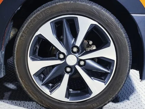 Mitsubishi eK X