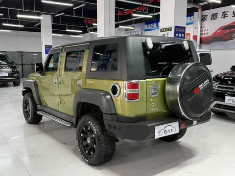 BAIC BJ40