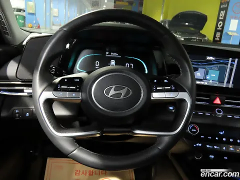 Hyundai Elantra (Avante)