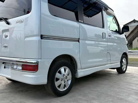 Daihatsu Atrai Wagon