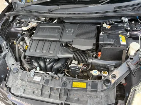 Mazda Verisa