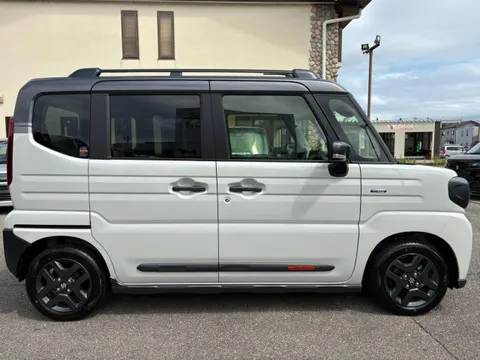 Suzuki Spacia Gear
