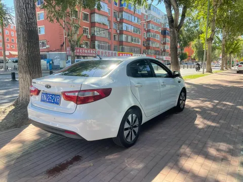 Kia K2