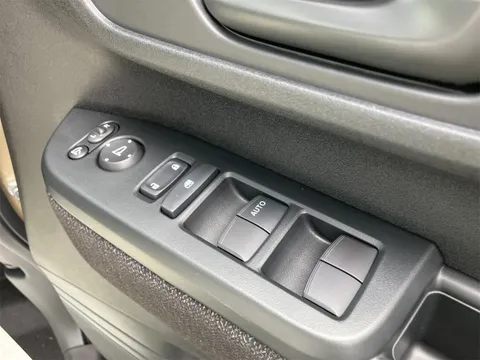 Honda N-BOX Joy