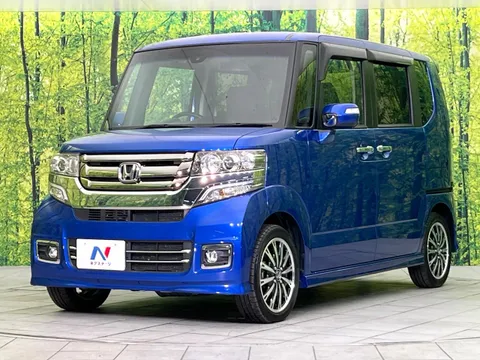 Honda N-BOX Custom