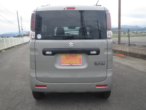Suzuki Spacia Base