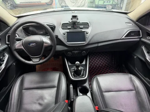 Ford Escort