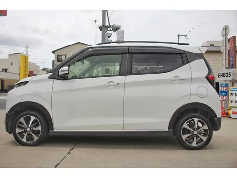 Mitsubishi eK X