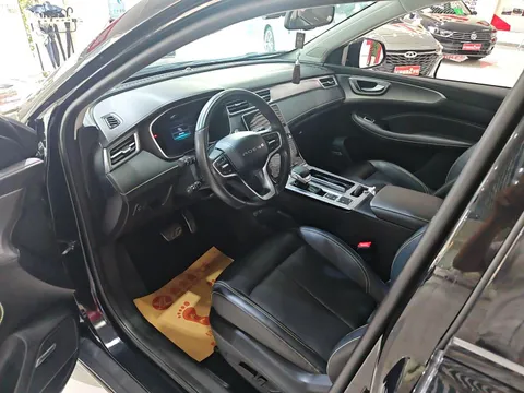 Roewe RX5