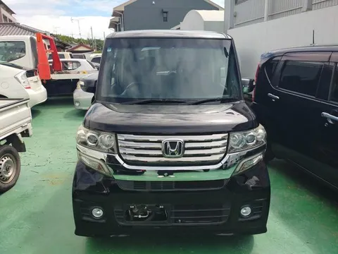 Honda N-BOX Plus Custom