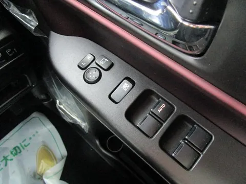 Suzuki Spacia Custom