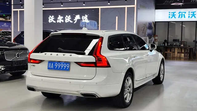 Volvo V90