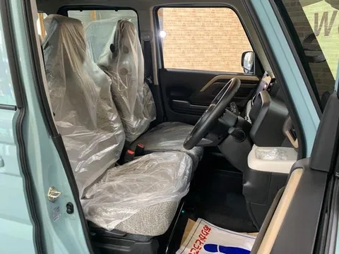 Suzuki Spacia