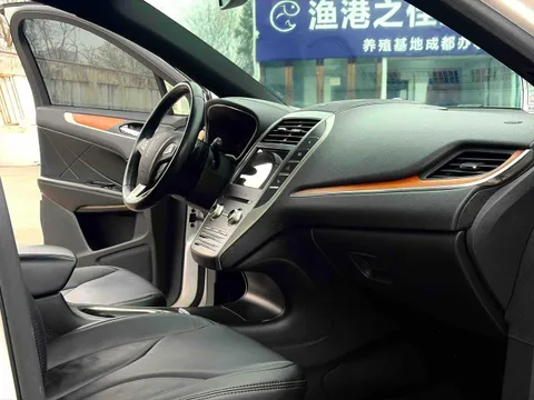 Lincoln MKC