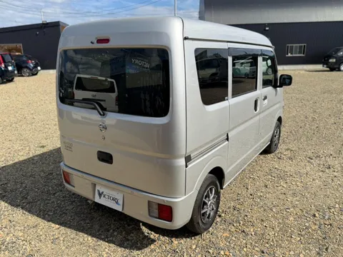 Nissan Clipper