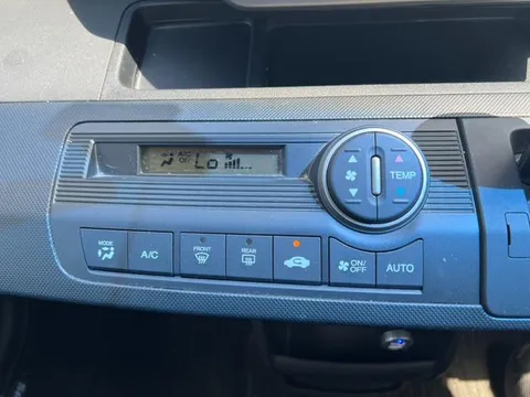 Honda Freed Spike