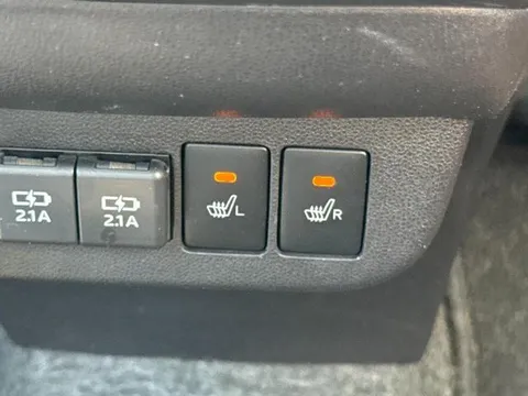 Daihatsu Mira Tocot