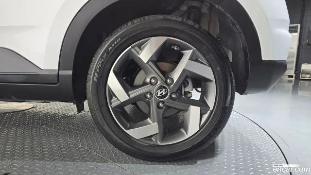 Hyundai Venue