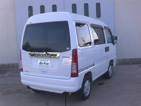 Subaru Sambar Van