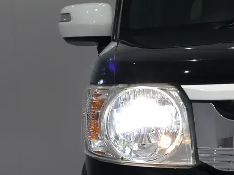 Honda N-BOX Slash