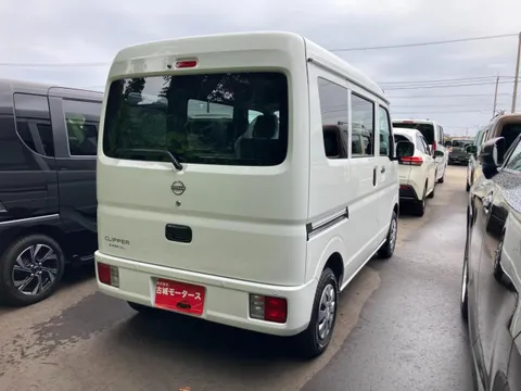 Nissan Clipper