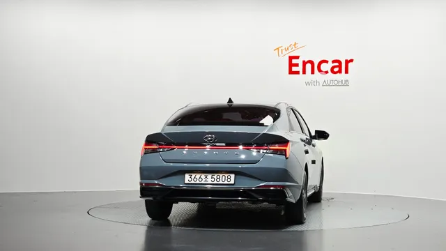 Hyundai Elantra (Avante)