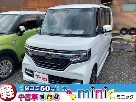Honda N-BOX Custom