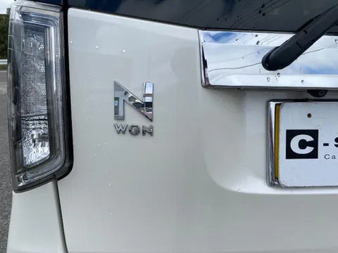 Honda N-WGN Custom