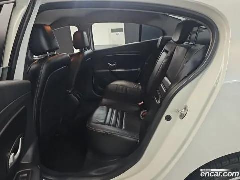 Renault SM3