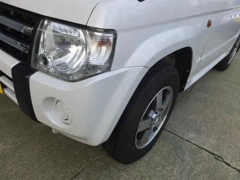 Mitsubishi Pajero Mini