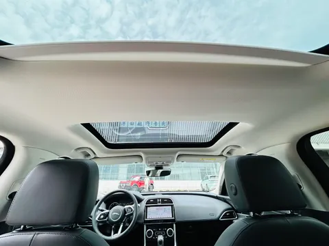 Jaguar XEL