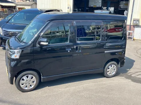 Daihatsu Atrai Wagon