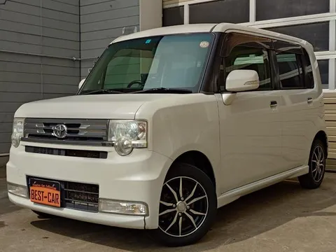 Toyota Pixis Space