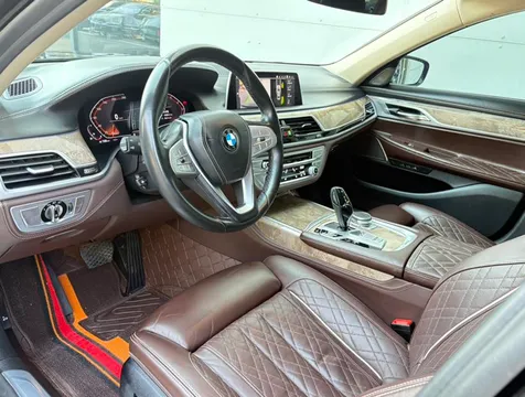 BMW 7-Series