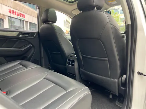 Roewe RX5