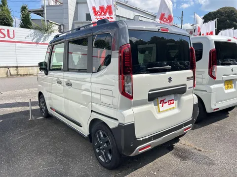 Suzuki Spacia