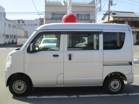 Nissan Clipper