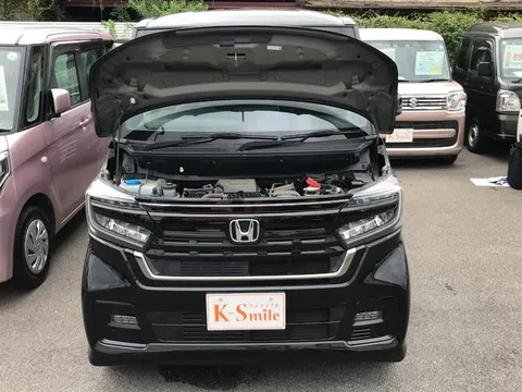 Honda N-BOX Custom