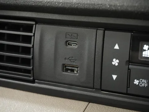 Honda N-BOX Joy