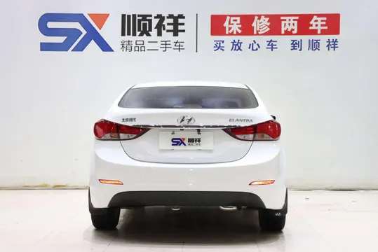Hyundai Elantra (Avante)