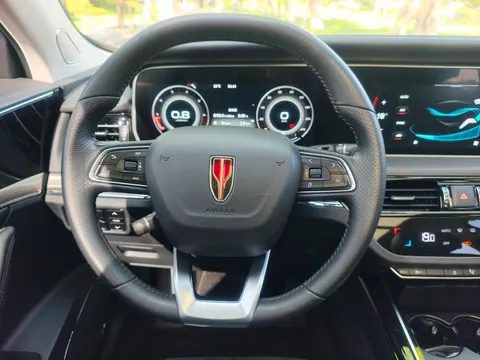Hongqi HS5