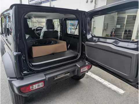 Suzuki Jimny Sierra