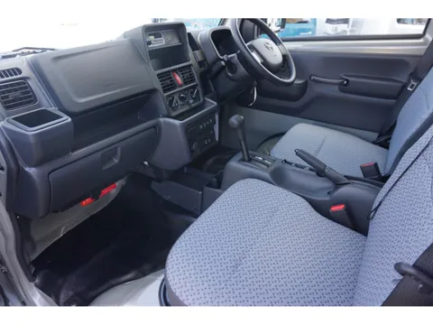 Nissan Clipper Truck
