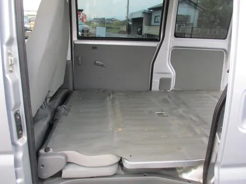 Mitsubishi Minicab Van