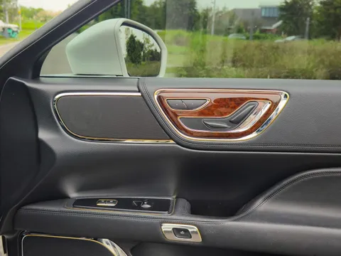 Lincoln Continental