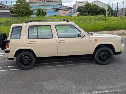 Nissan Rasheen